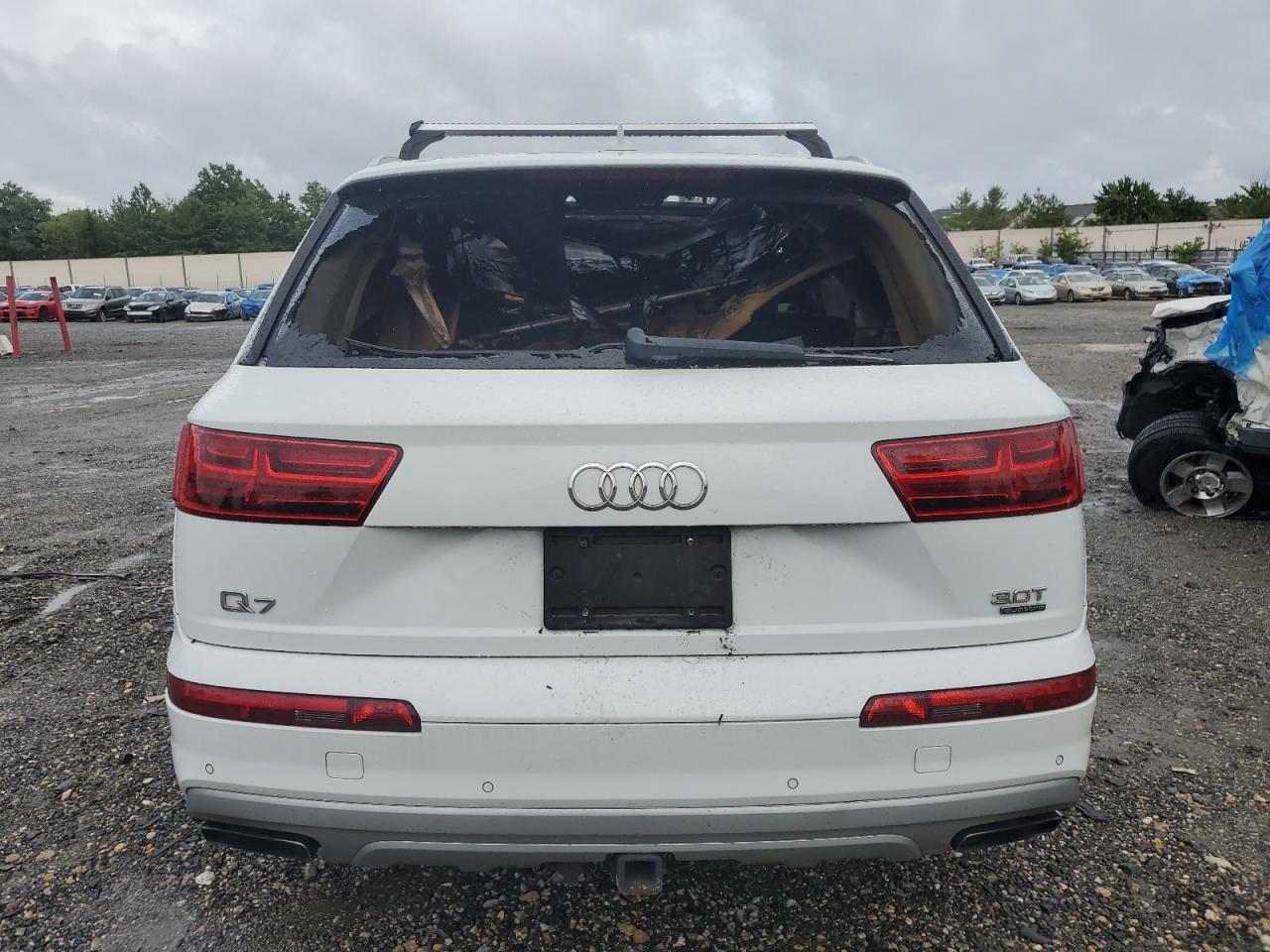 2017 Audi Q7 Prestige VIN: WA1VAAF72HD024831 Lot: 64030784