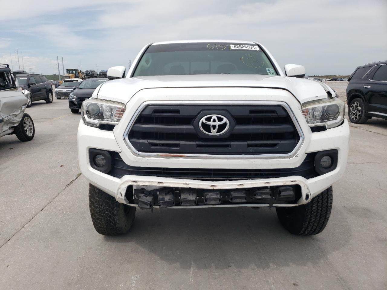 VIN 5TFAZ5CN7HX040917 2017 TOYOTA TACOMA no.5