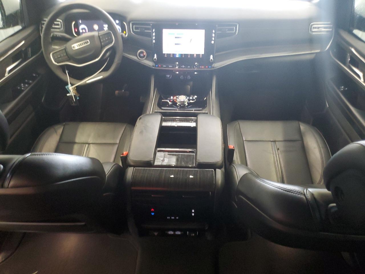 2022 Jeep Wagoneer Series Ii VIN: 1C4SJVBT1NS211360 Lot: 64627414