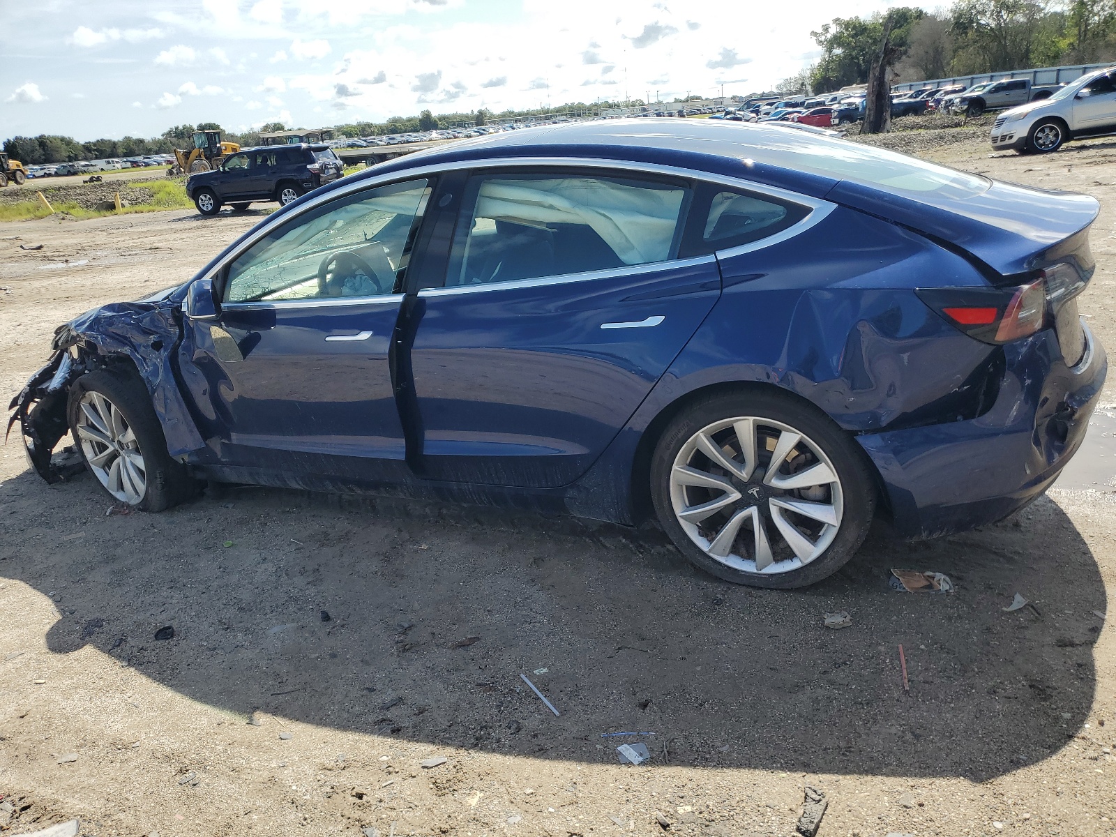 5YJ3E1EB4JF115959 2018 Tesla Model 3