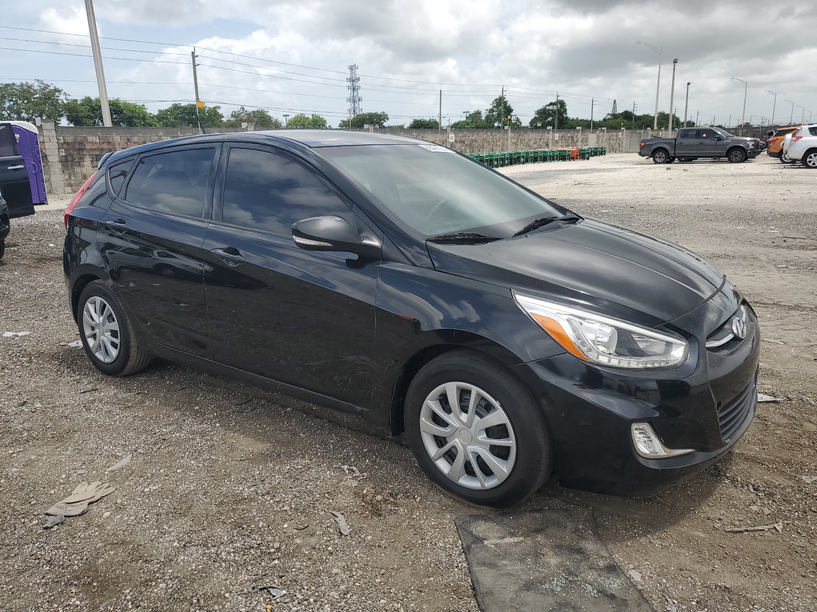 2016 Hyundai Accent Sport vin: KMHCU5AE0GU240365