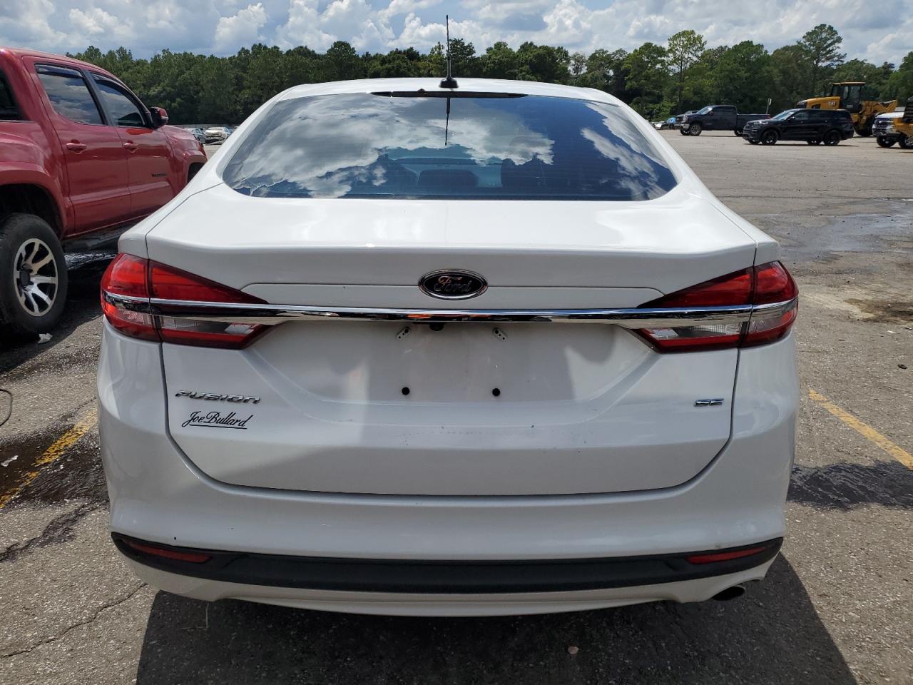 3FA6P0H75HR330676 2017 Ford Fusion Se