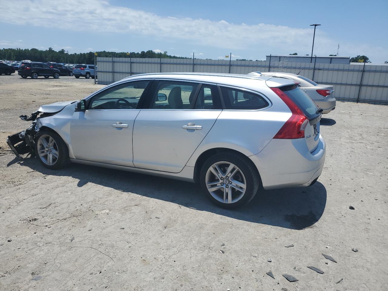 2015 Volvo V60 Platinum VIN: YV140MED8F1203316 Lot: 61707374