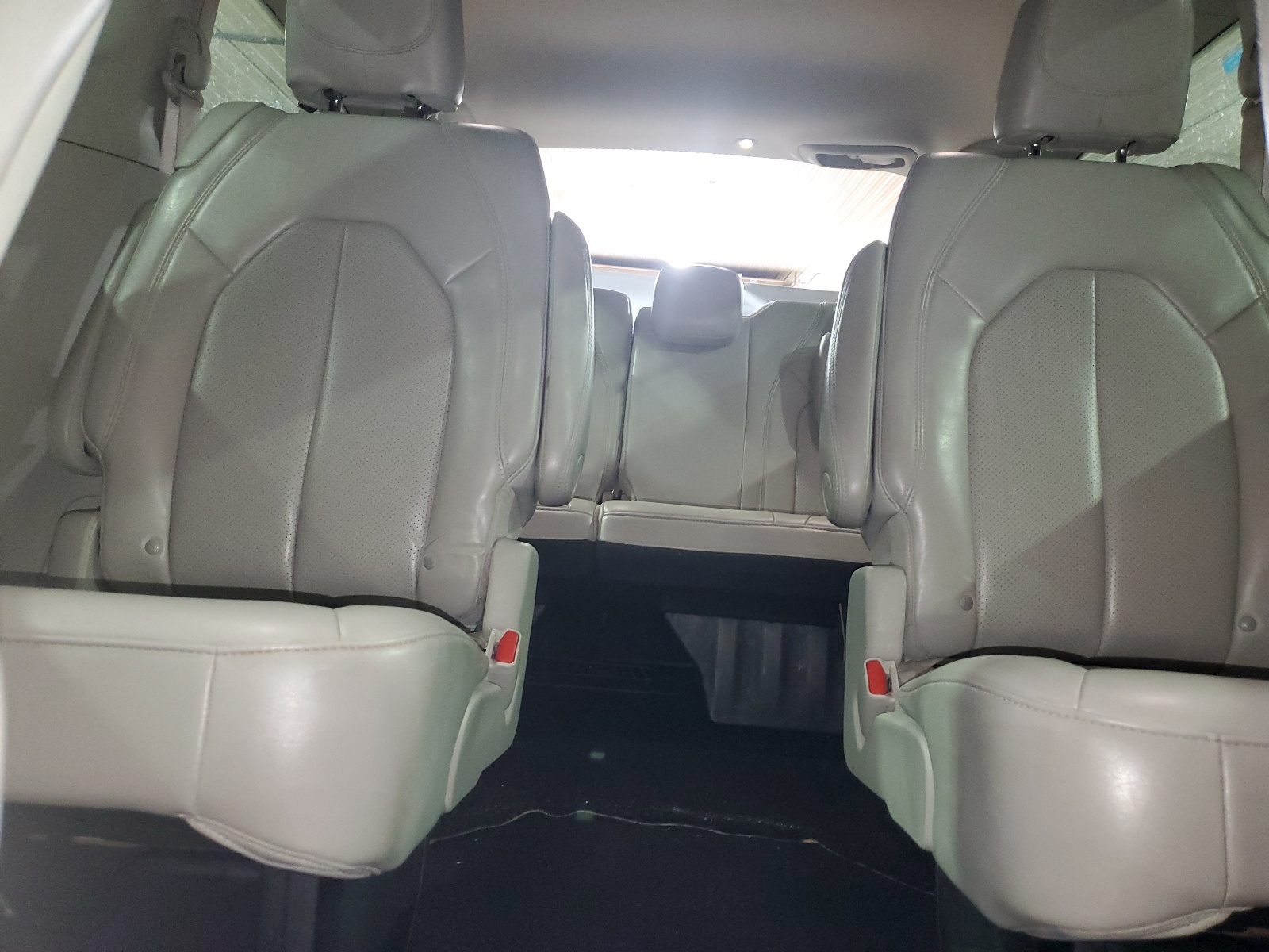 2C4RC1DG8MR549730 2021 Chrysler Voyager Lxi