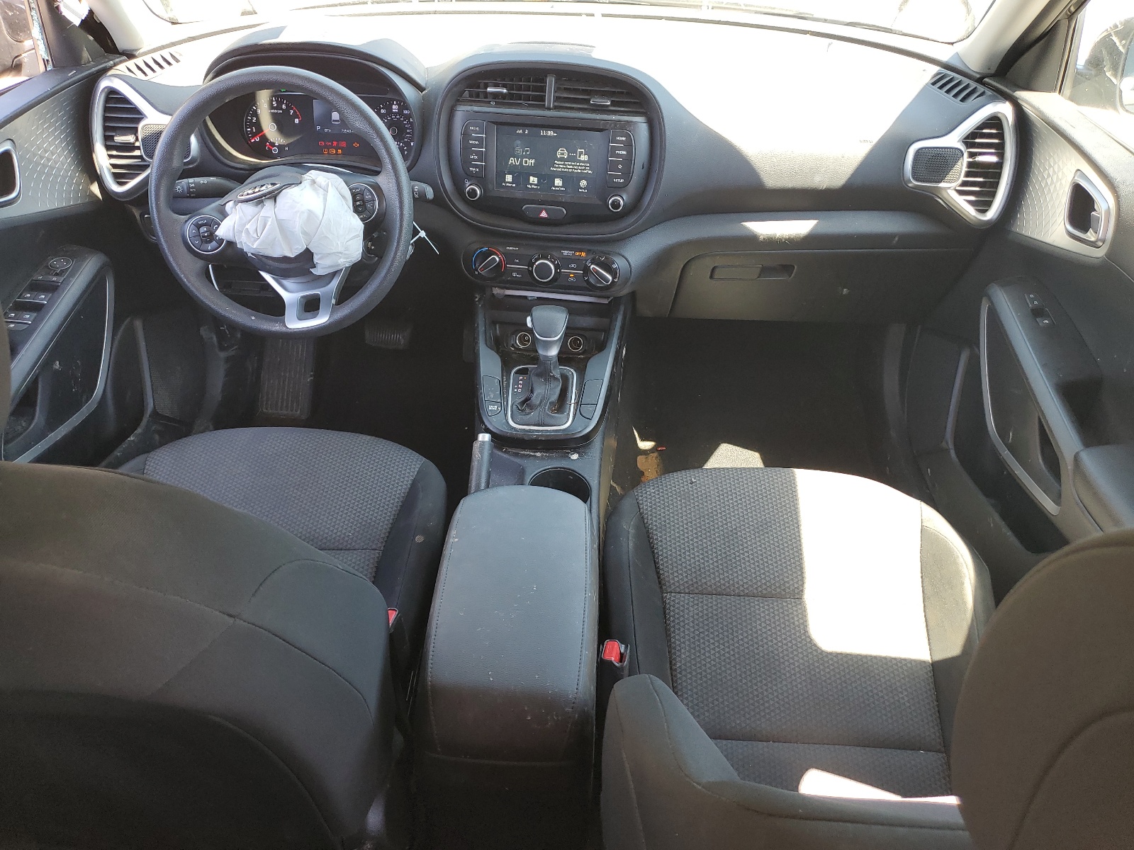 KNDJ23AU7M7740594 2021 Kia Soul Lx