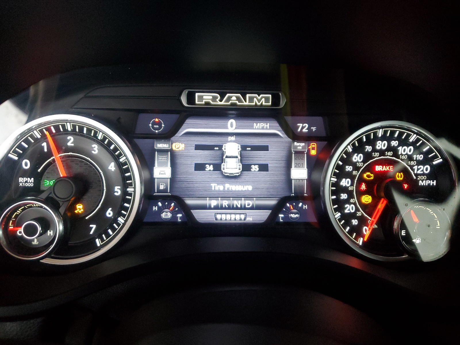 1C6SRFJT4KN597676 2019 Ram 1500 Laramie