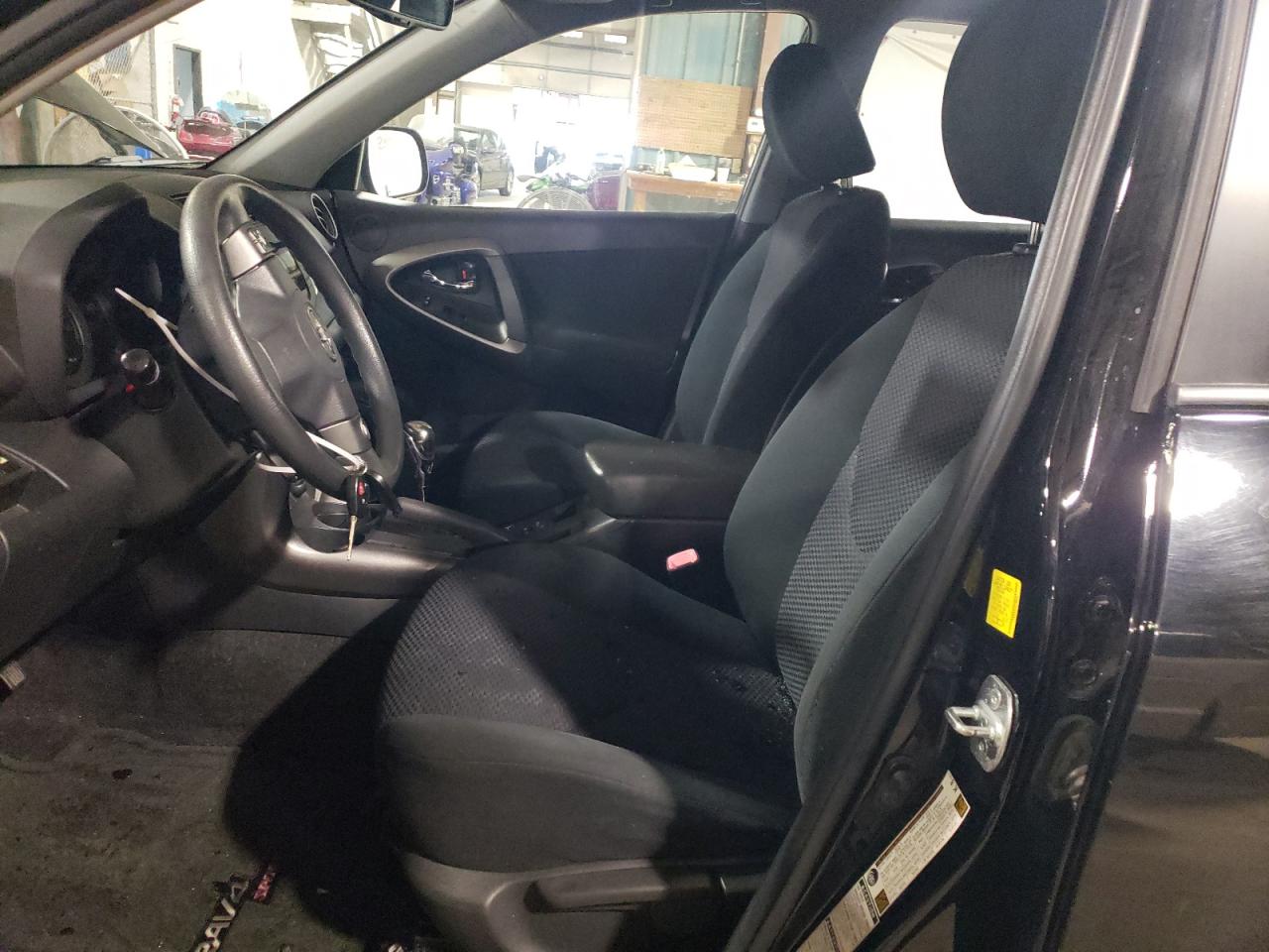 2011 Toyota Rav4 Sport VIN: JTMRK4DV2B5100928 Lot: 64305704