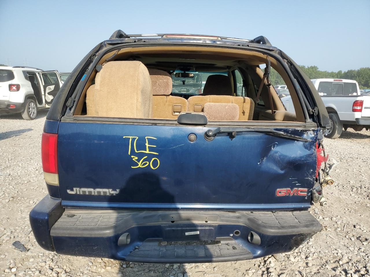 2000 GMC Jimmy VIN: 1GKCS18W3YK259396 Lot: 62938114