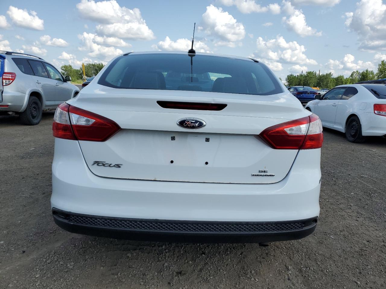 2014 Ford Focus Se VIN: 1FADP3F29EL242451 Lot: 64194624