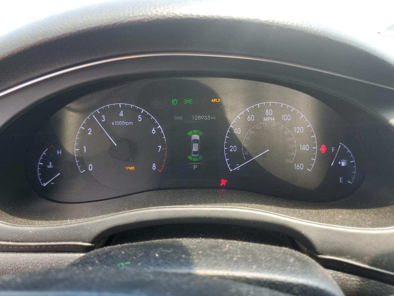 2013 Hyundai Genesis 3.8L VIN: KMHGC4DD4DU250619 Lot: 82690194