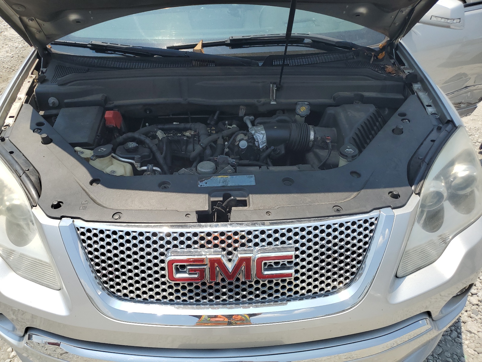 1GKKVTED0CJ395419 2012 GMC Acadia Denali