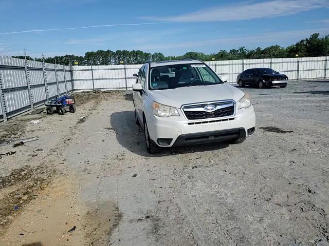 2014 Subaru Forester - Image 12