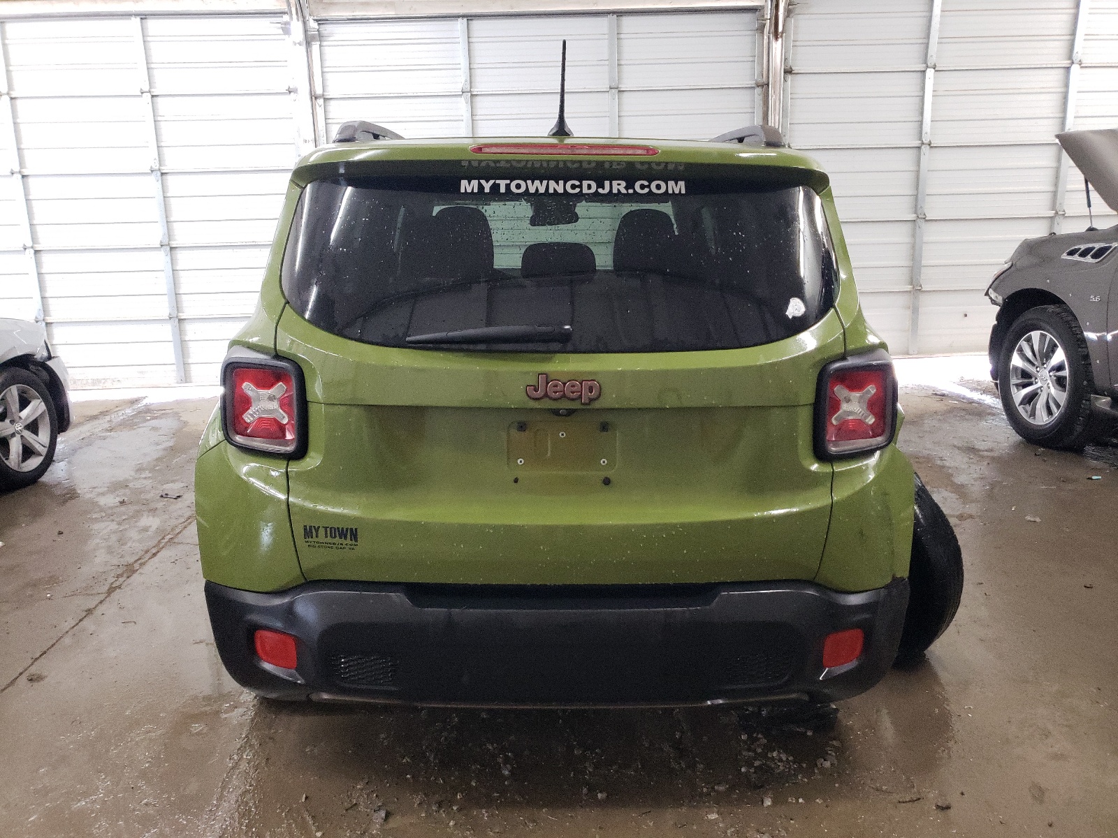 ZACCJABT6GPC63931 2016 Jeep Renegade Latitude