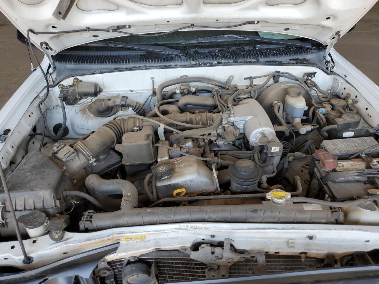 2001 Toyota Tacoma Prerunner VIN: 5TENM92N31Z727917 Lot: 64281134