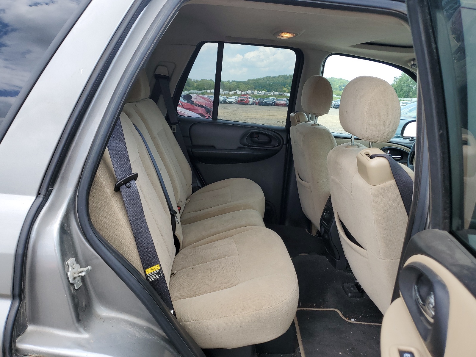 1GNDT13S052124364 2005 Chevrolet Trailblazer Ls