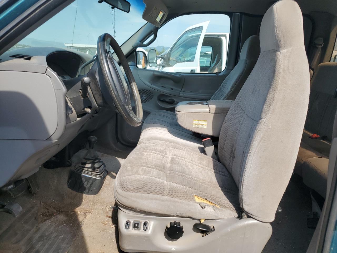 1997 Ford F150 VIN: 1FTDX18WXVKD52123 Lot: 63433474