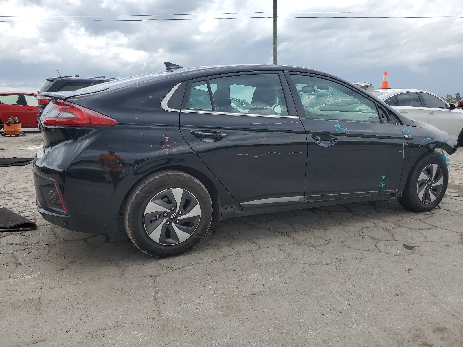 KMHC75LC1JU093743 2018 Hyundai Ioniq Sel