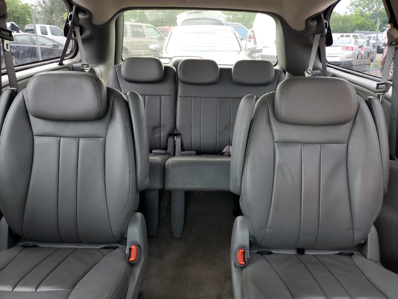 2006 Chrysler Town & Country Touring VIN: 2A8GP54LX6R647931 Lot: 63959554