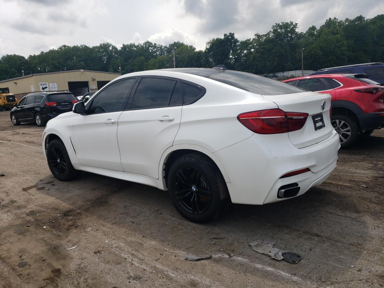 5UXKU2C58J0Z61266 2018 BMW X6 - Image 2