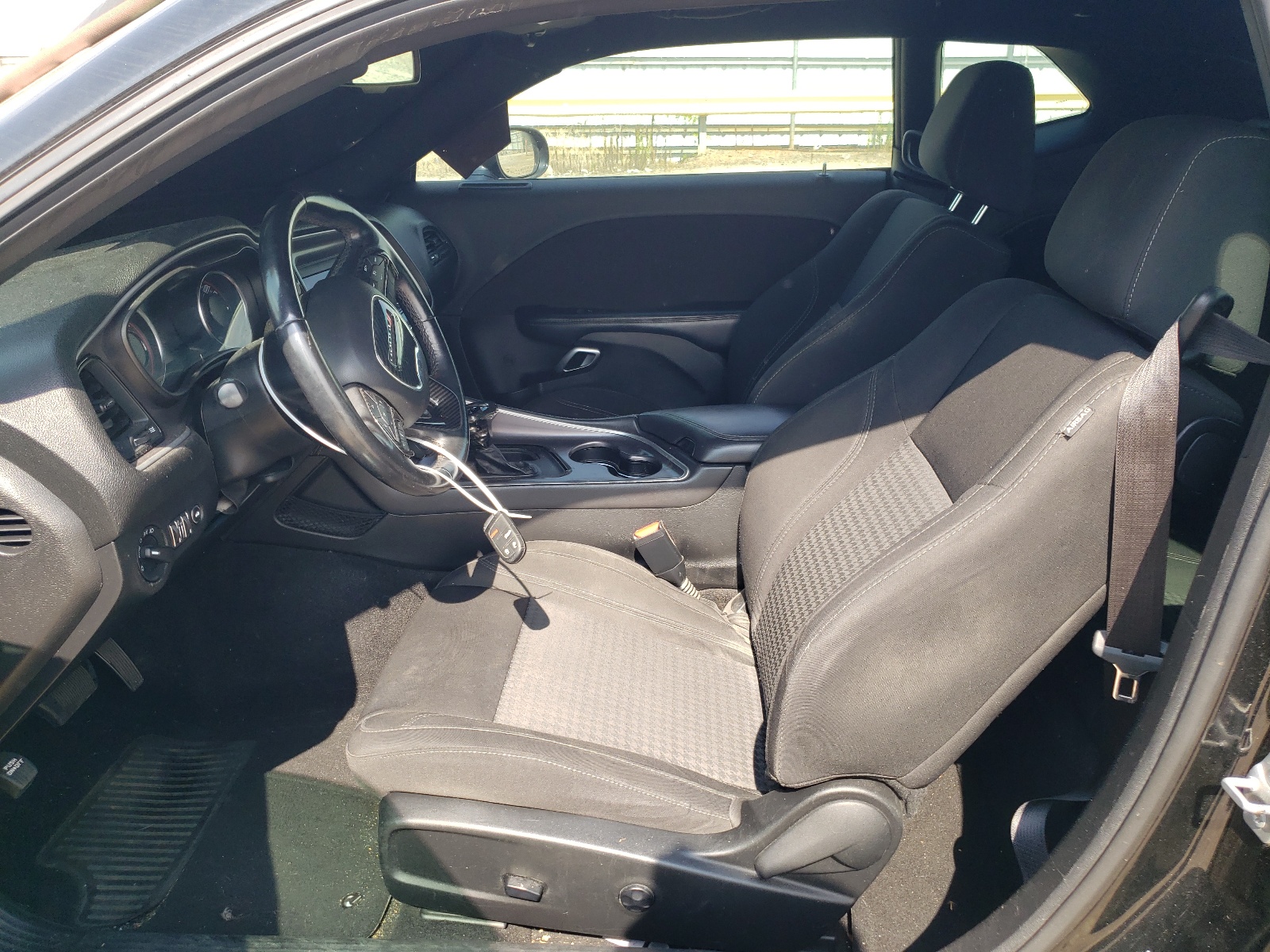 2C3CDZAG1LH103594 2020 Dodge Challenger Sxt