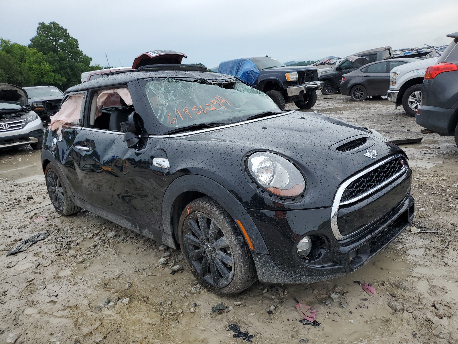 2015 Mini Cooper S vin: WMWXP7C59FT740919