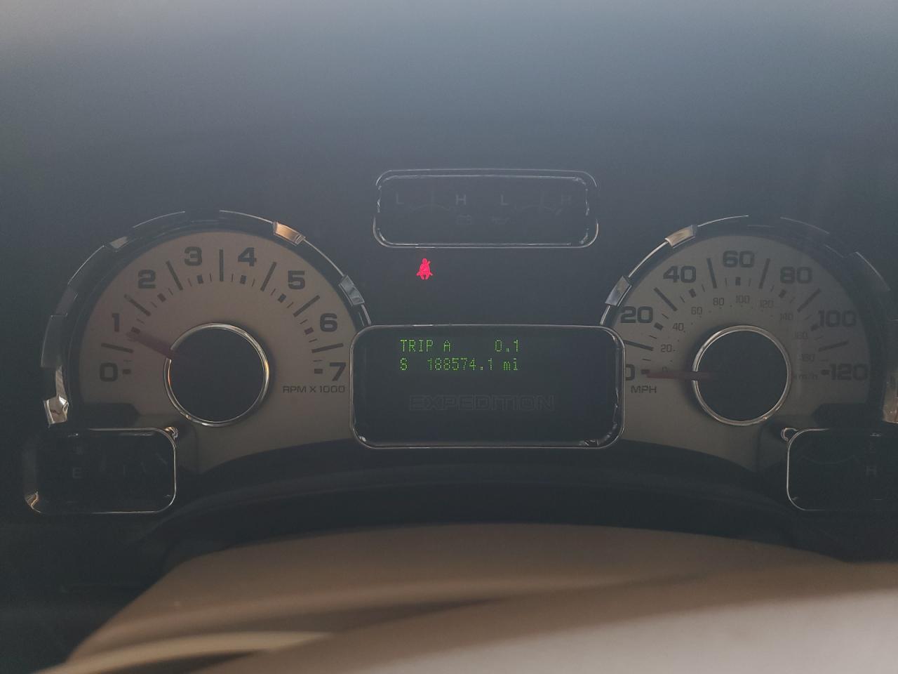 2007 Ford Expedition Limited VIN: 1FMFU19537LA51807 Lot: 62060274