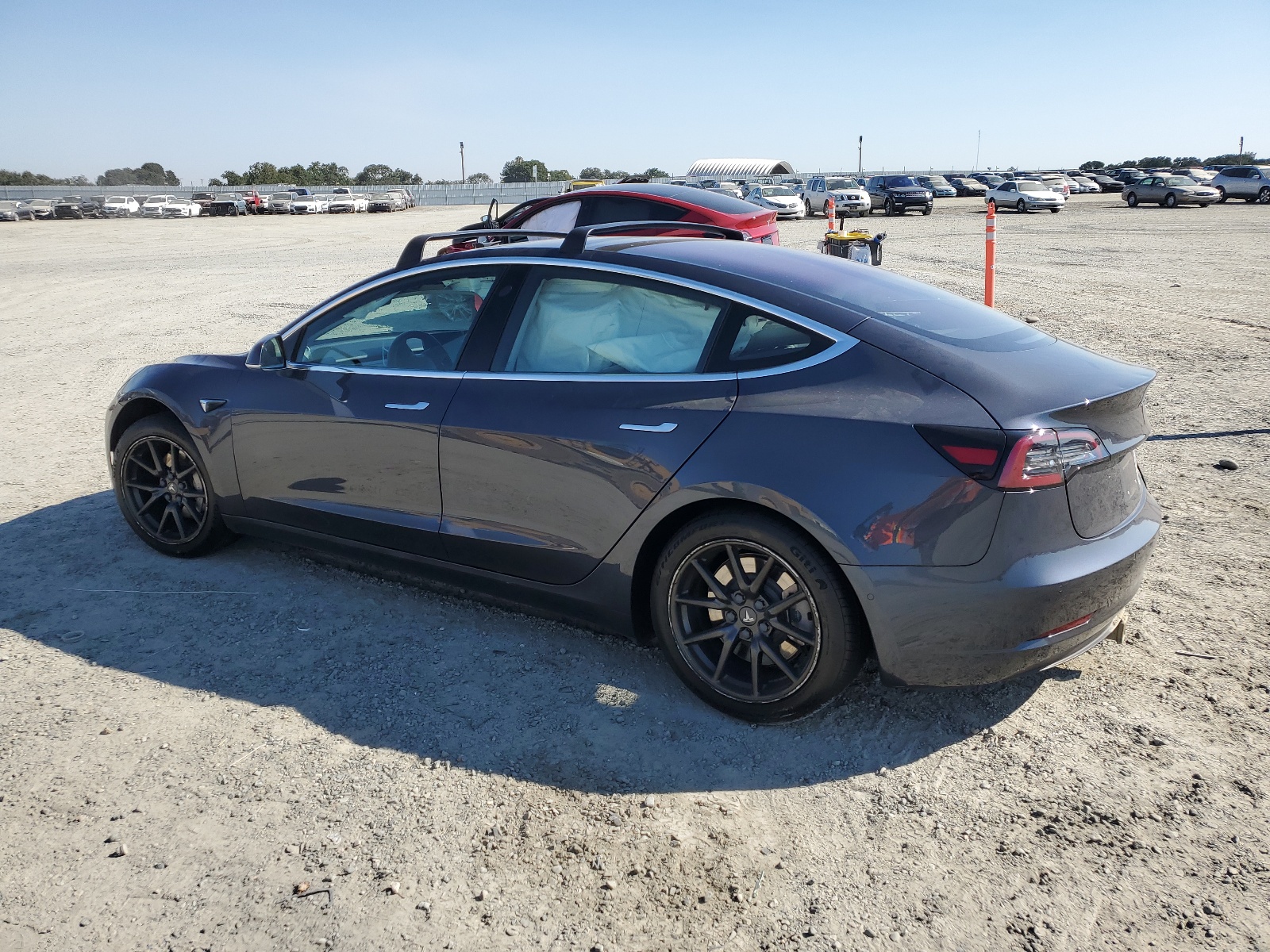 5YJ3E1EA8JF021672 2018 Tesla Model 3