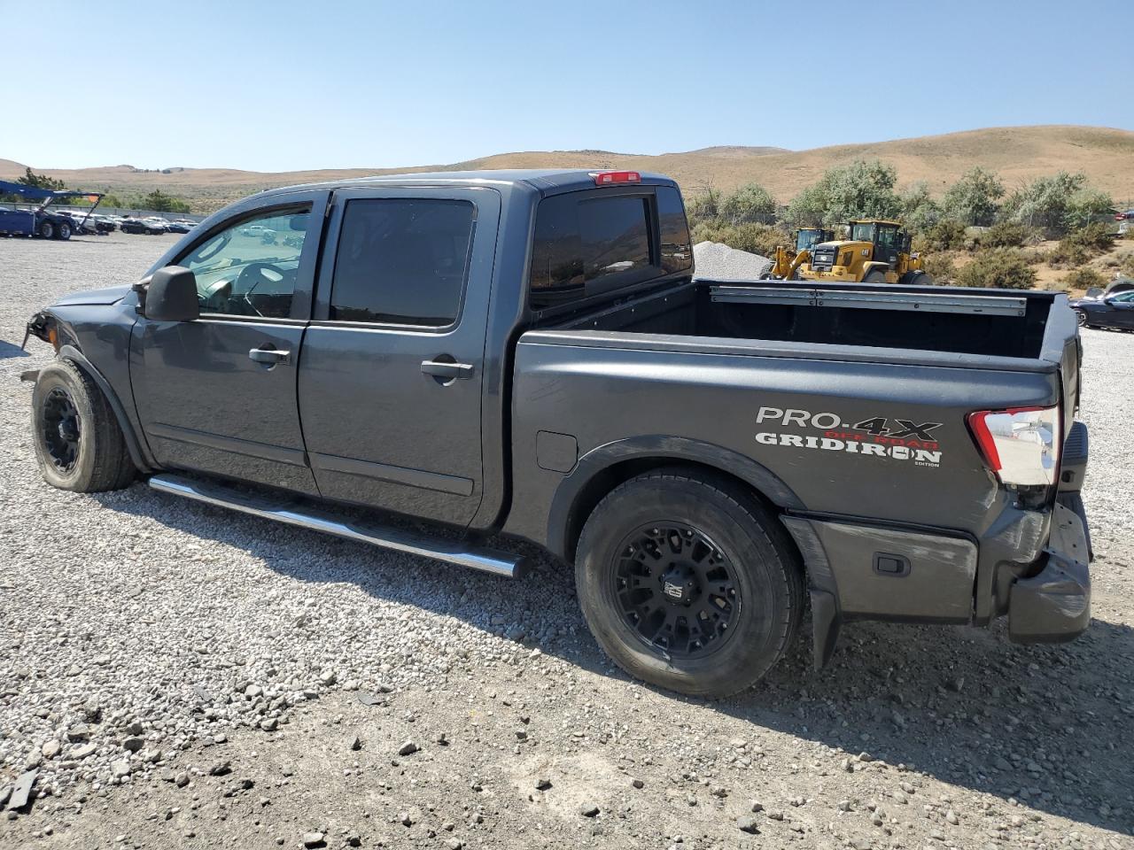 2009 Nissan Titan - Image 2
