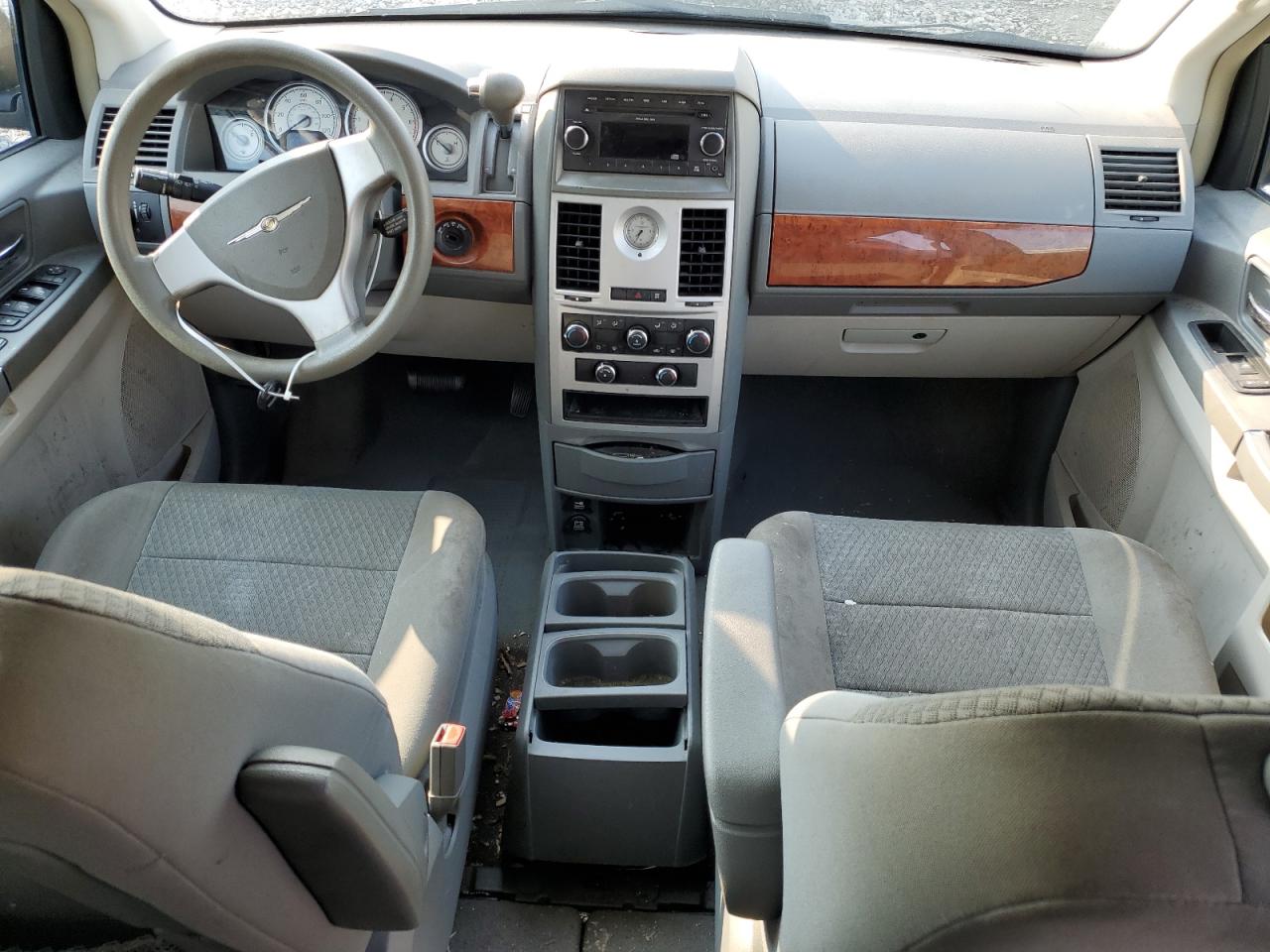 2009 Chrysler Town & Country Lx VIN: 2A8HR44E89R571950 Lot: 61736184