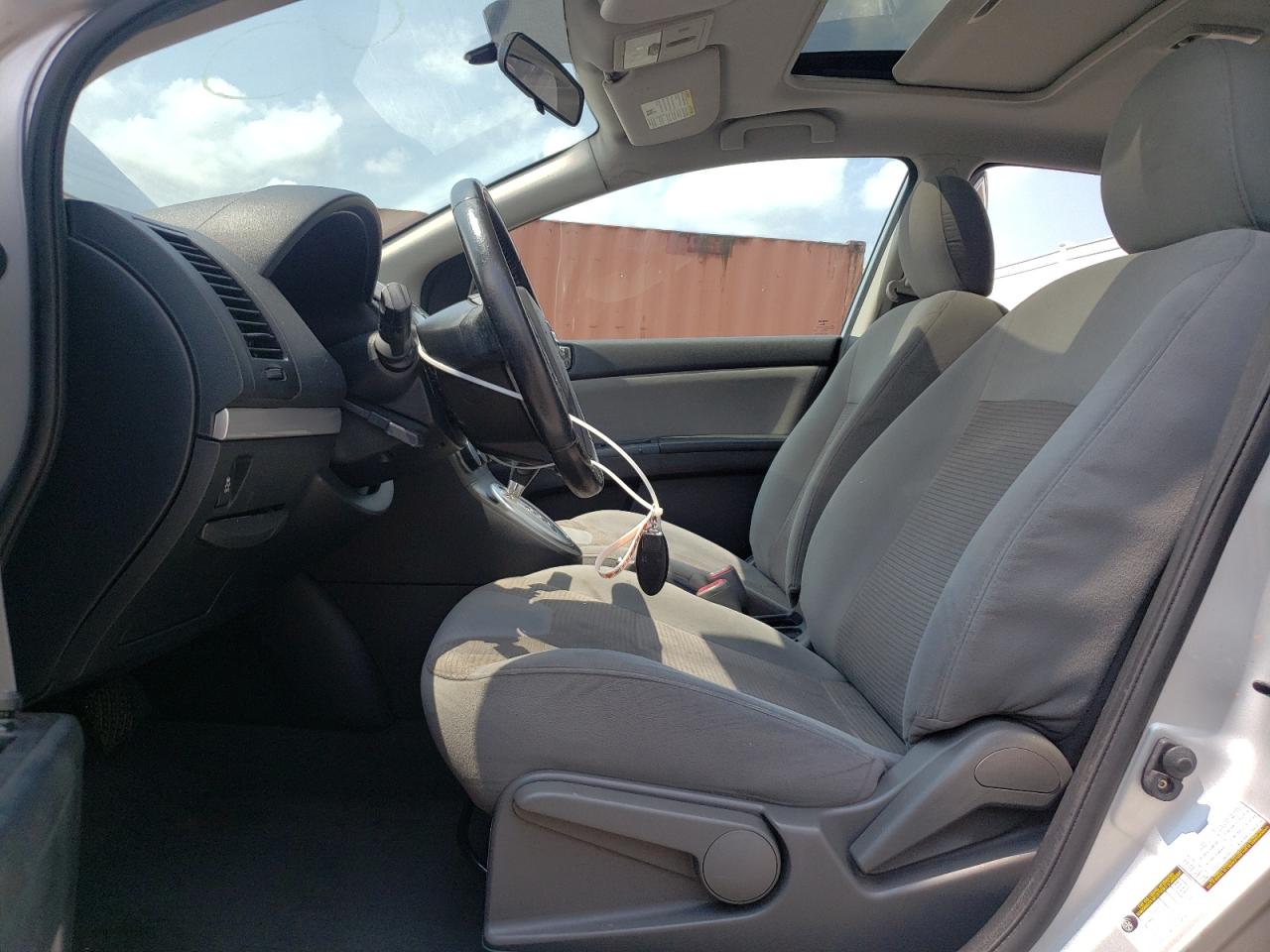 2012 Nissan Sentra - Image 7