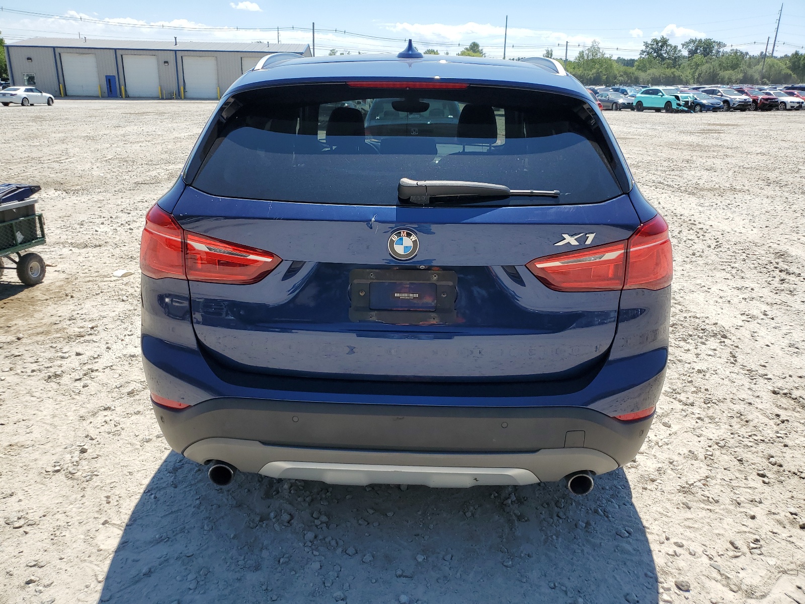 WBXHT3C38H5F75887 2017 BMW X1 xDrive28I