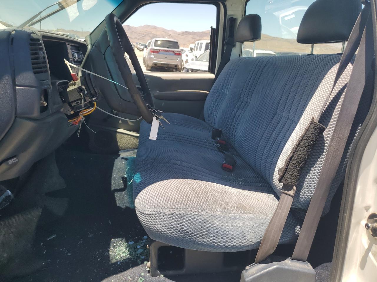 1996 Chevrolet Gmt-400 C2500 VIN: 1GCGC24R7TE220379 Lot: 61926084