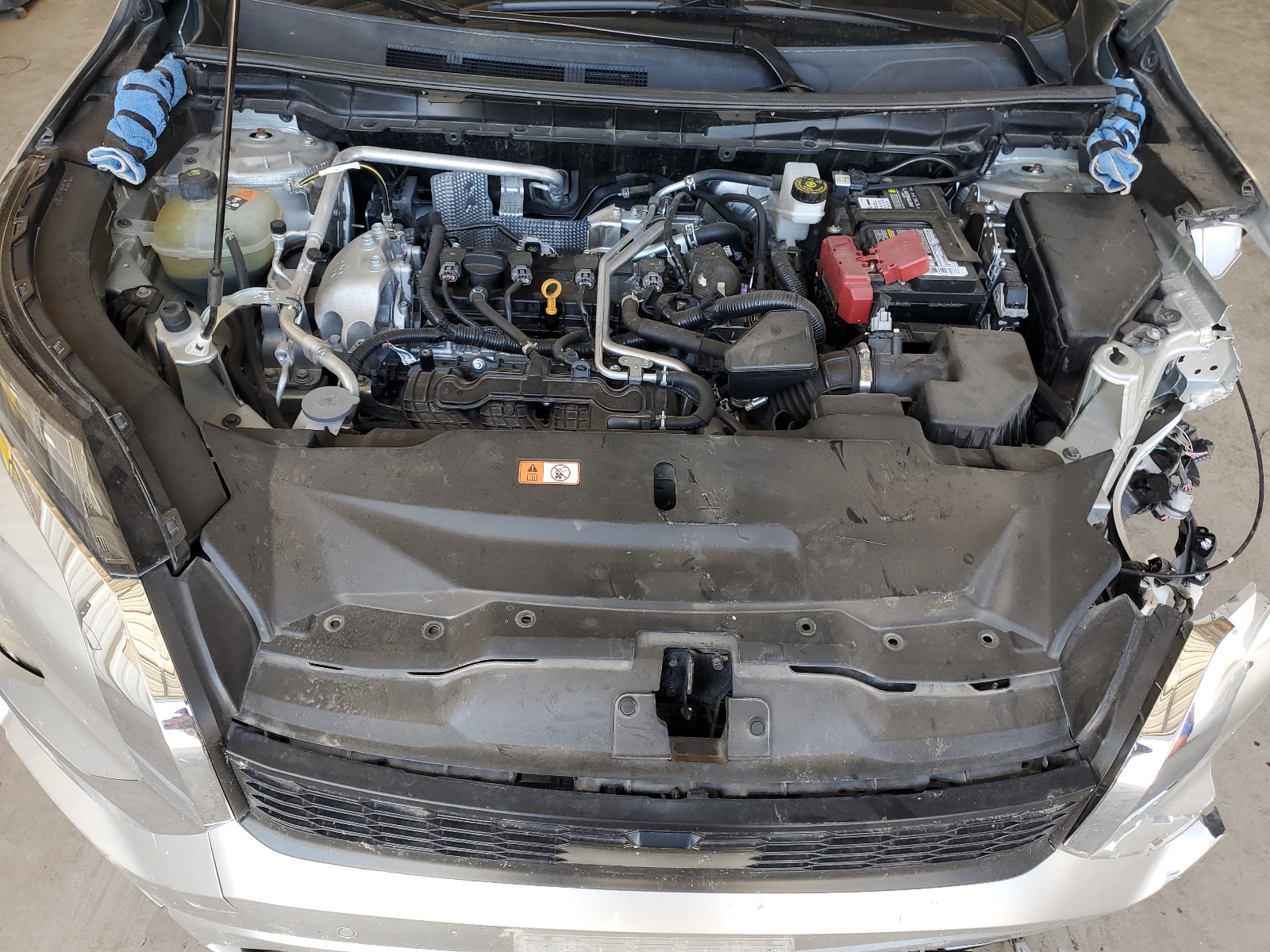 JA4J3VA82NZ010667 2022 Mitsubishi Outlander Sel