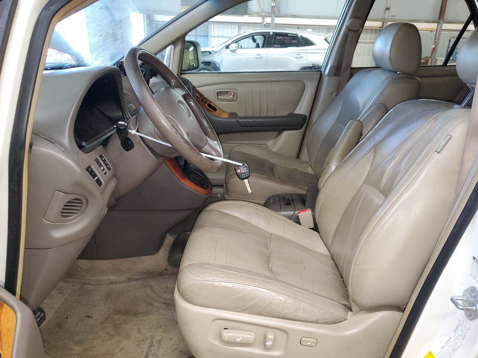 JT6HF10U4X0057412 1999 Lexus Rx 300