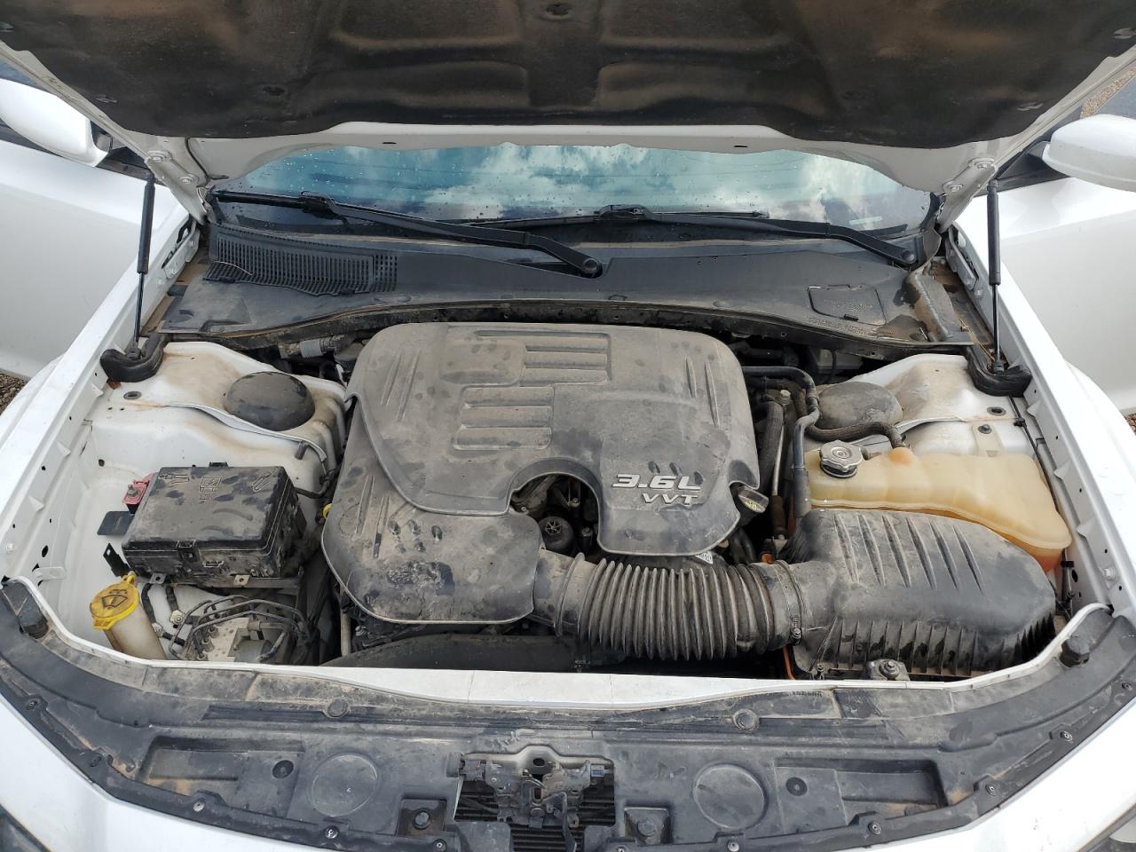 2016 Chrysler 300 S VIN: 2C3CCABG1GH167742 Lot: 63913104