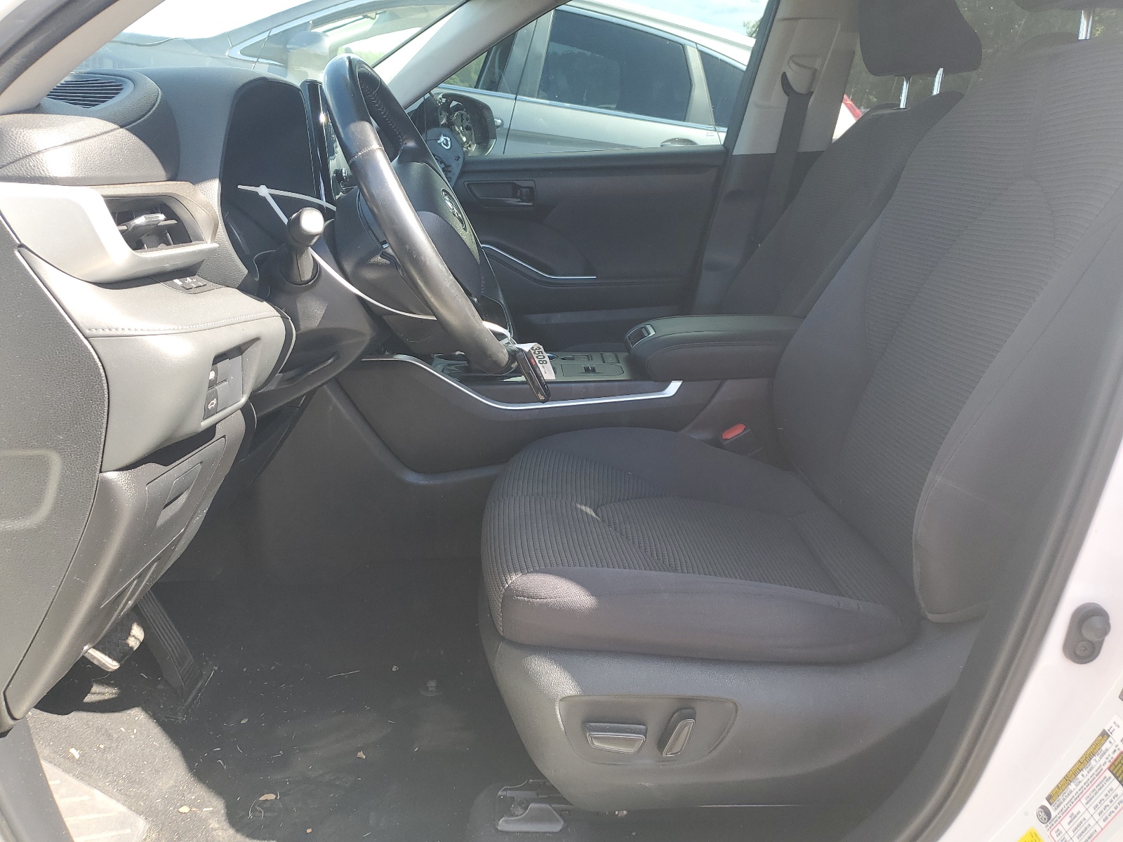 5TDZZRAH3MS043840 2021 Toyota Highlander L