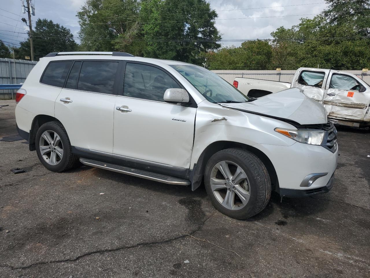 VIN 5TDYK3EH6DS119817 2013 TOYOTA HIGHLANDER no.4