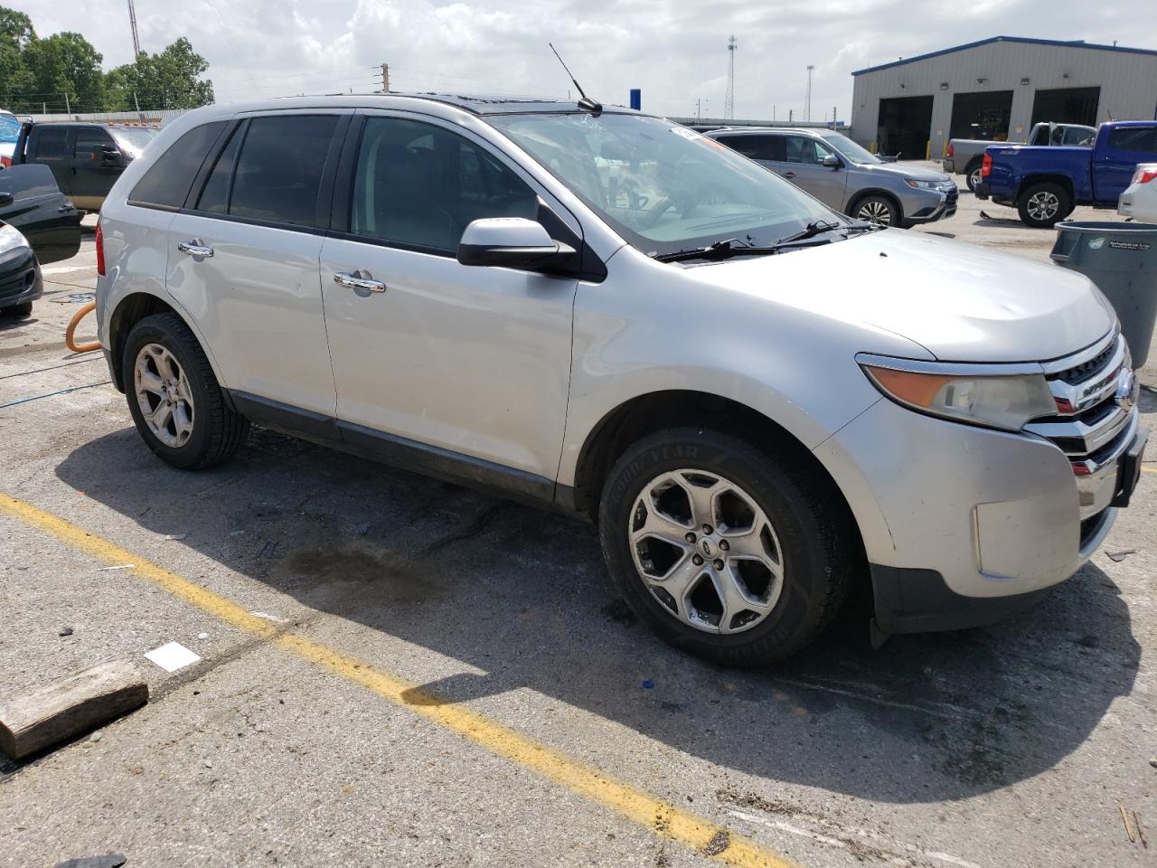 2011 Ford Edge - Image 4