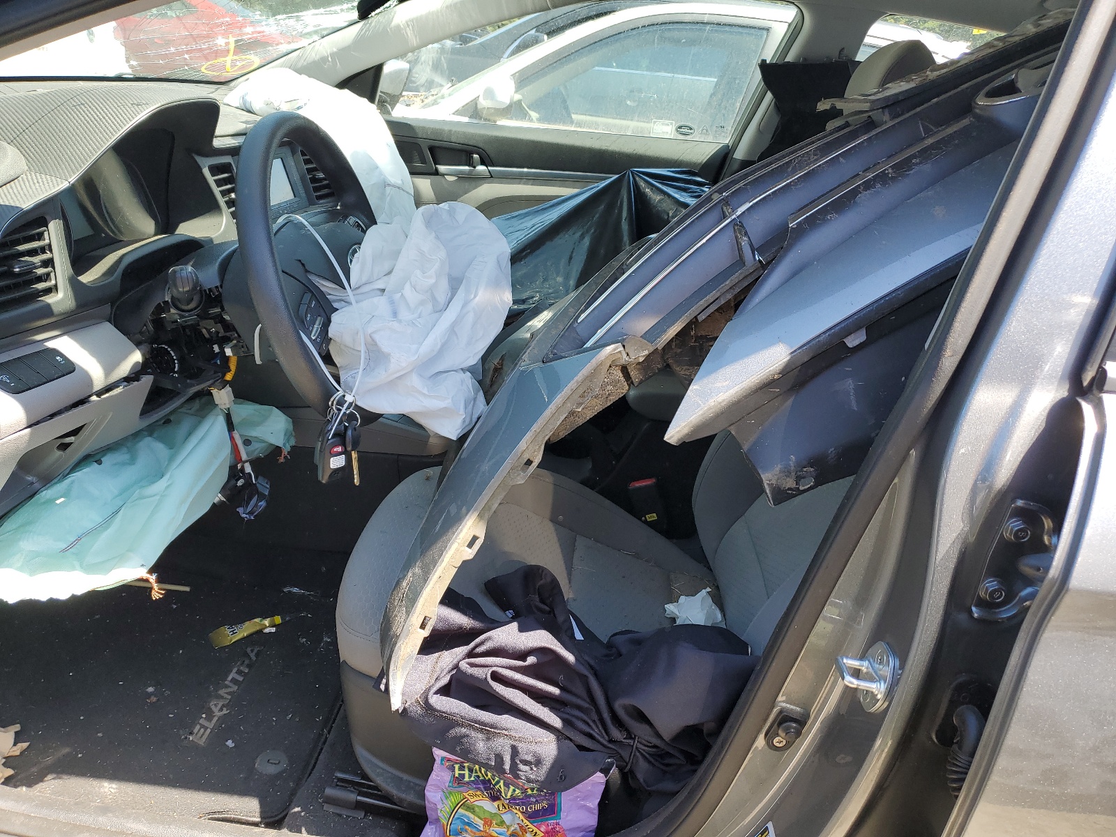 KMHD74LF5KU758038 2019 Hyundai Elantra Se