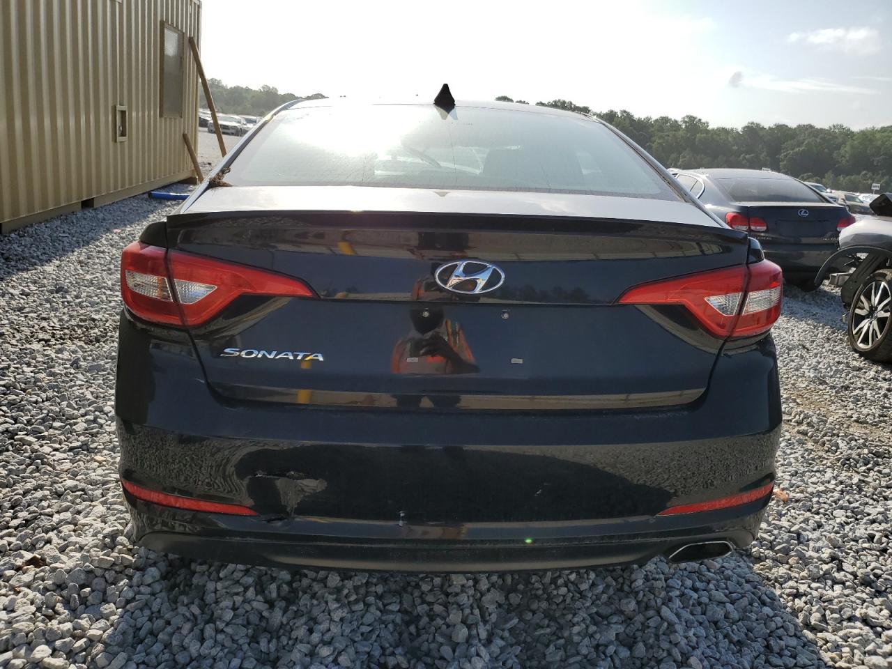 2015 Hyundai Sonata Se VIN: 5NPE24AF6FH227098 Lot: 70558864