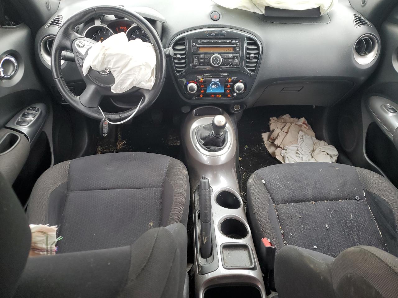 2011 Nissan Juke S VIN: JN8AF5MR1BT011698 Lot: 62464664