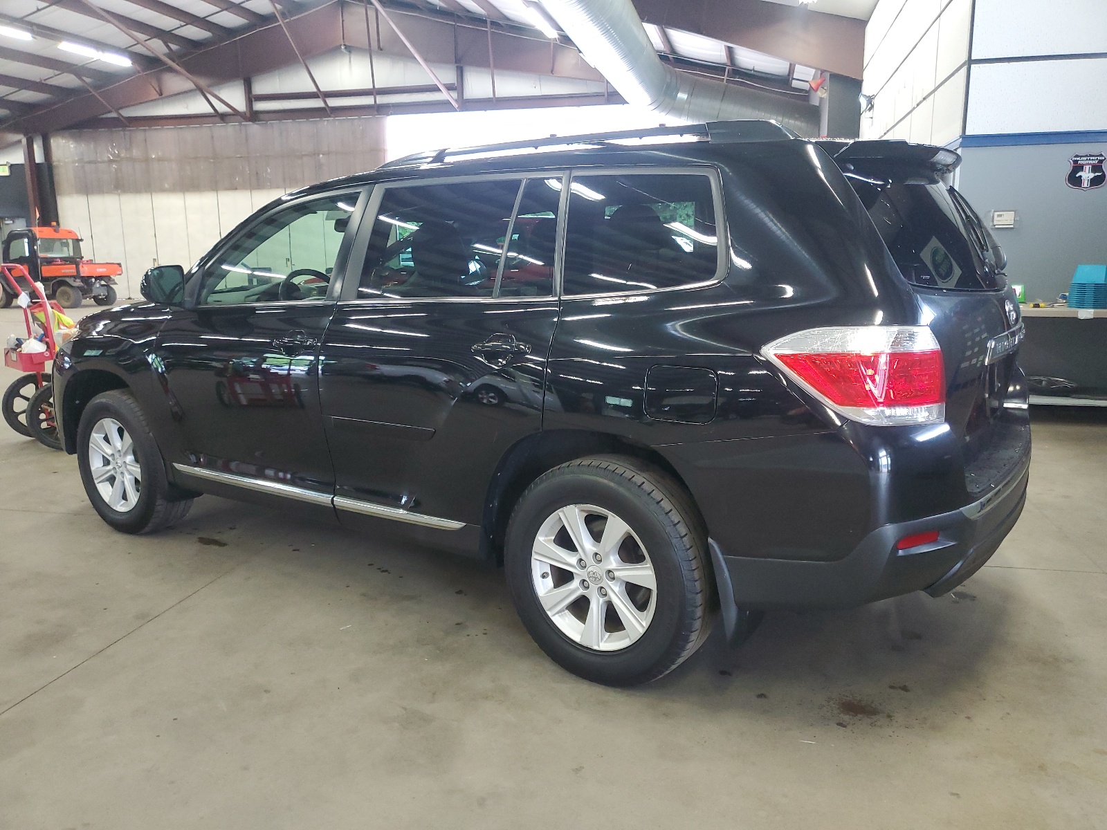 2013 Toyota Highlander Base vin: 5TDBK3EH3DS176319