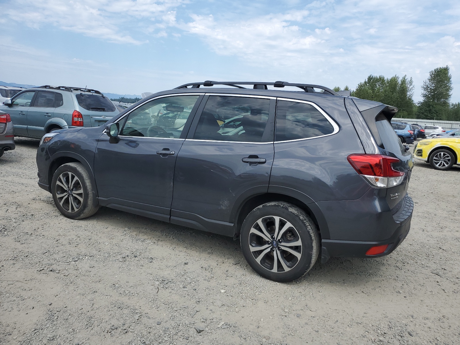 JF2SKAPC3NH496849 2022 Subaru Forester Limited