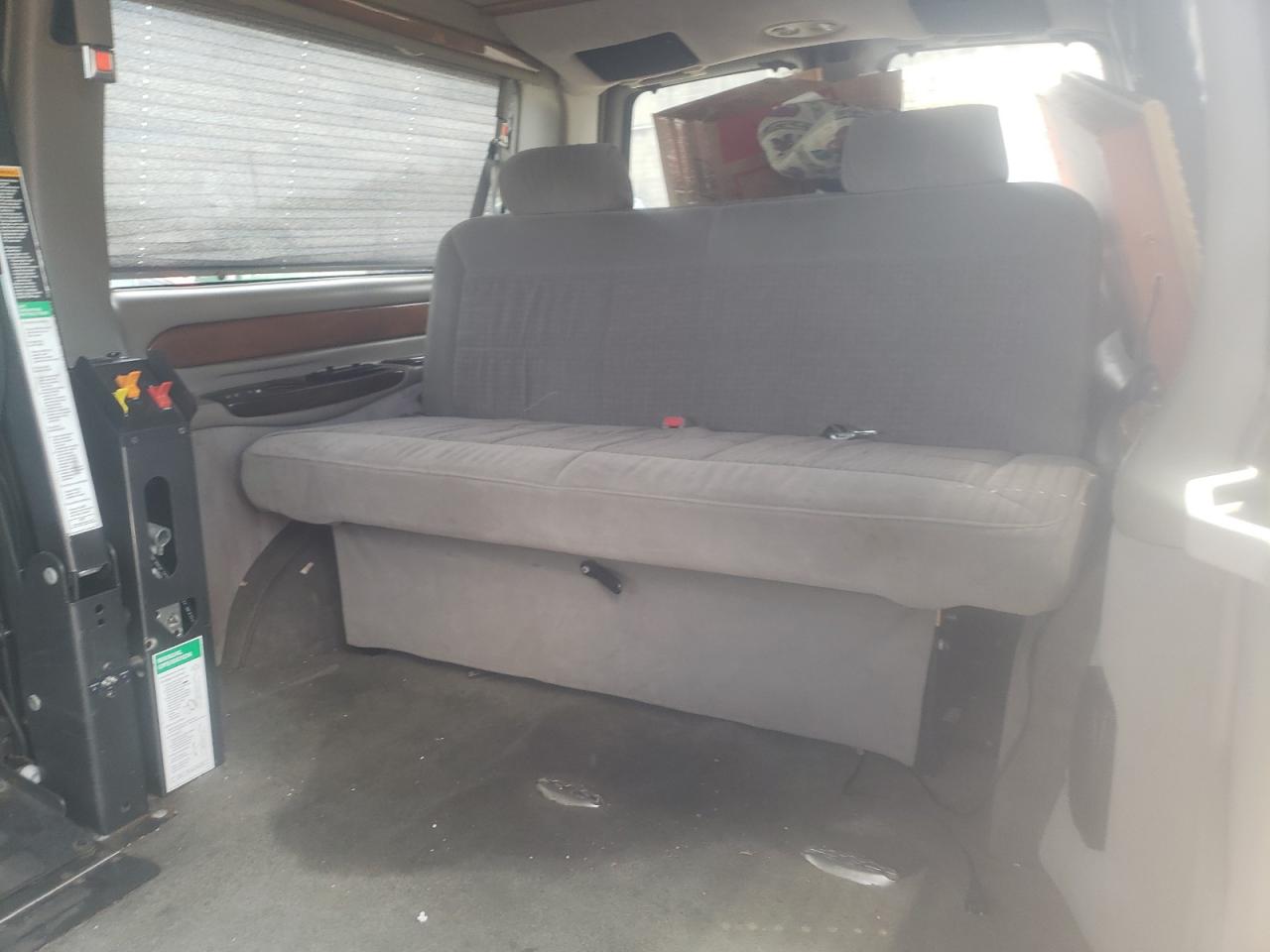 2004 Chevrolet Express G1500 VIN: 1GBFG15T941150823 Lot: 62987664