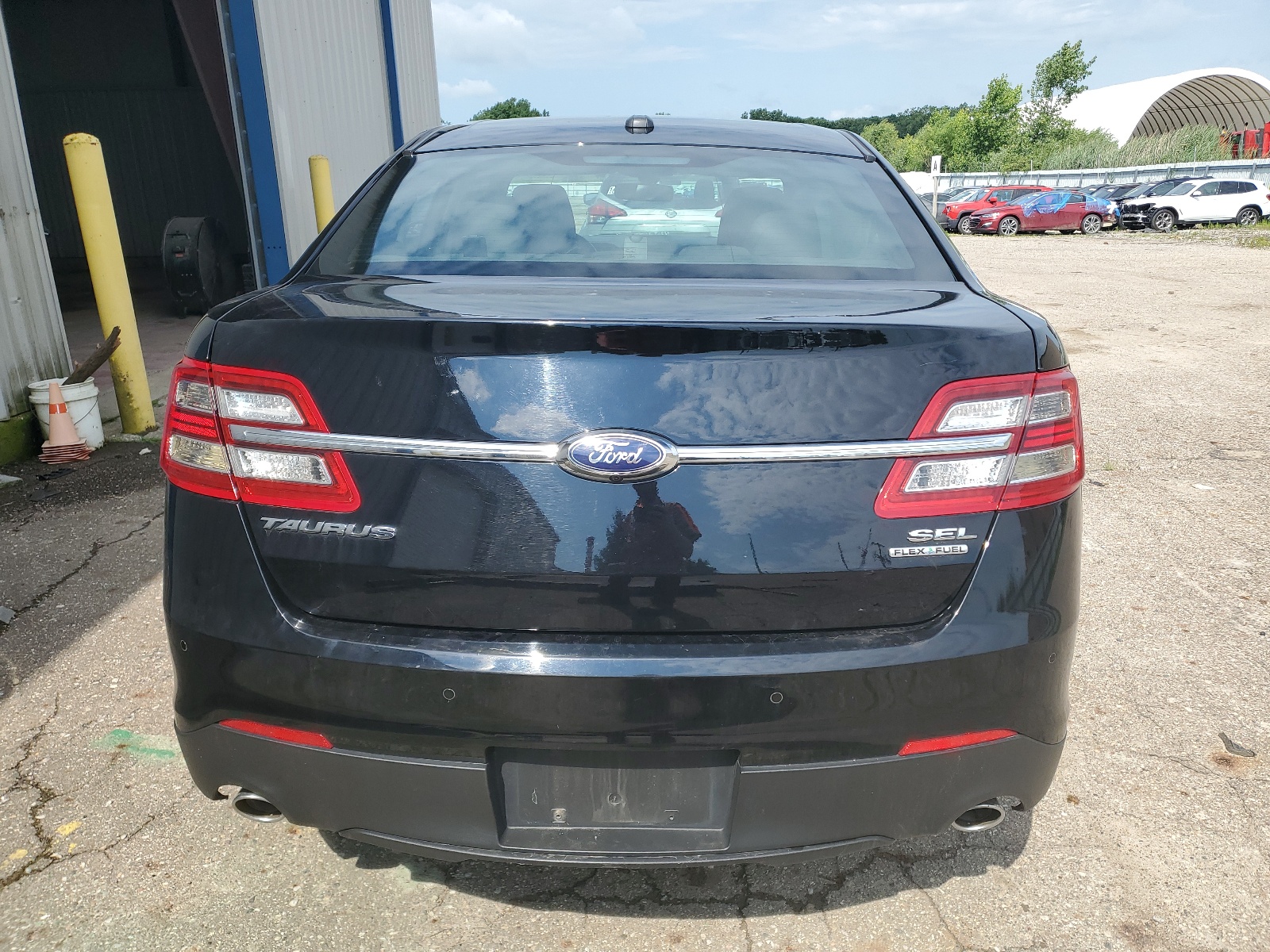 1FAHP2E84GG134753 2016 Ford Taurus Sel