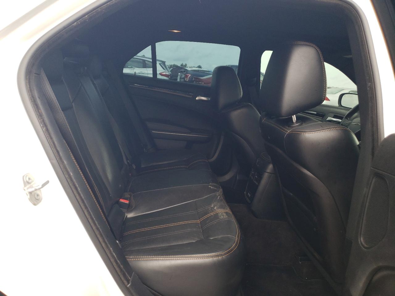 2016 Chrysler 300 S VIN: 2C3CCAGG7GH270690 Lot: 64348784