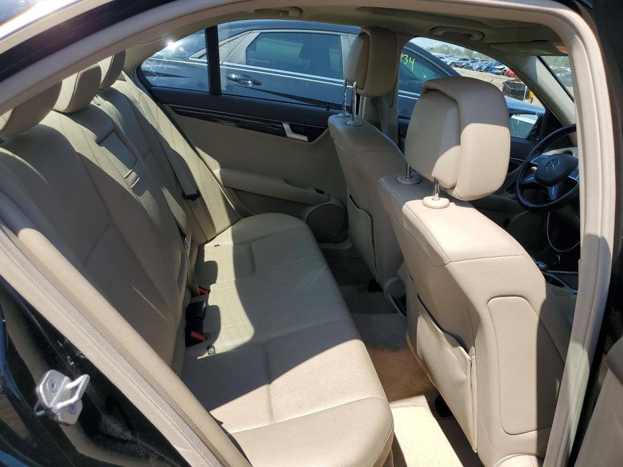 2013 Mercedes-Benz C 300 4Matic VIN: WDDGF8AB8DR240836 Lot: 62953464