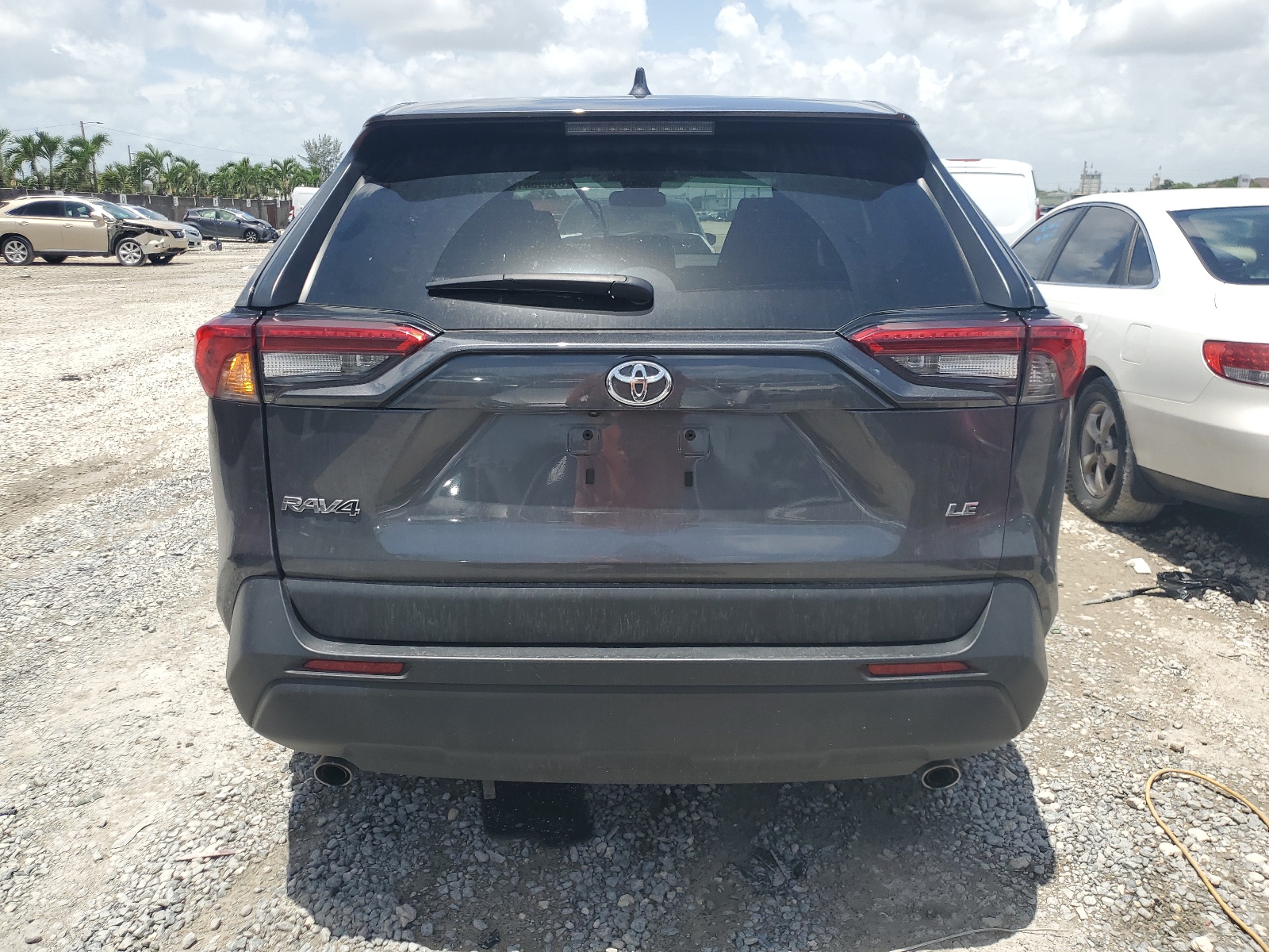 2T3H1RFV3NW224437 2022 Toyota Rav4 Le