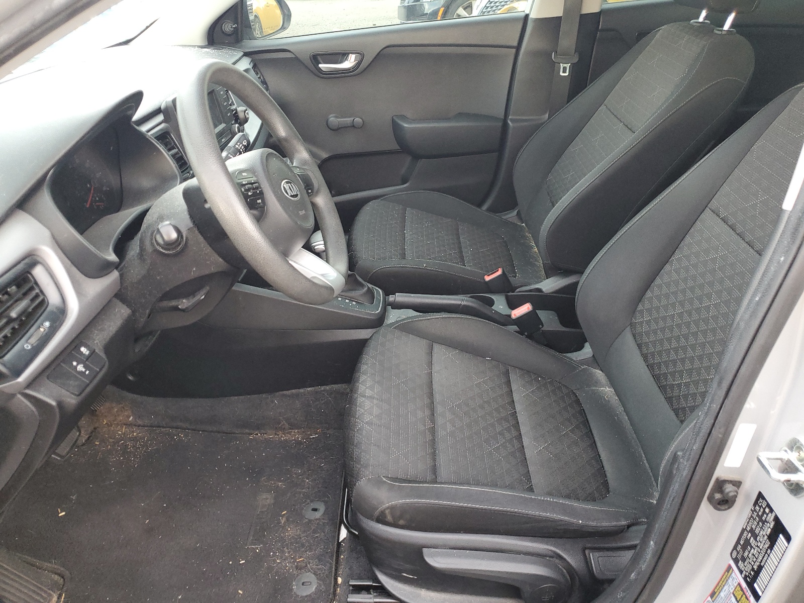 3KPA24AB3JE079422 2018 Kia Rio Lx