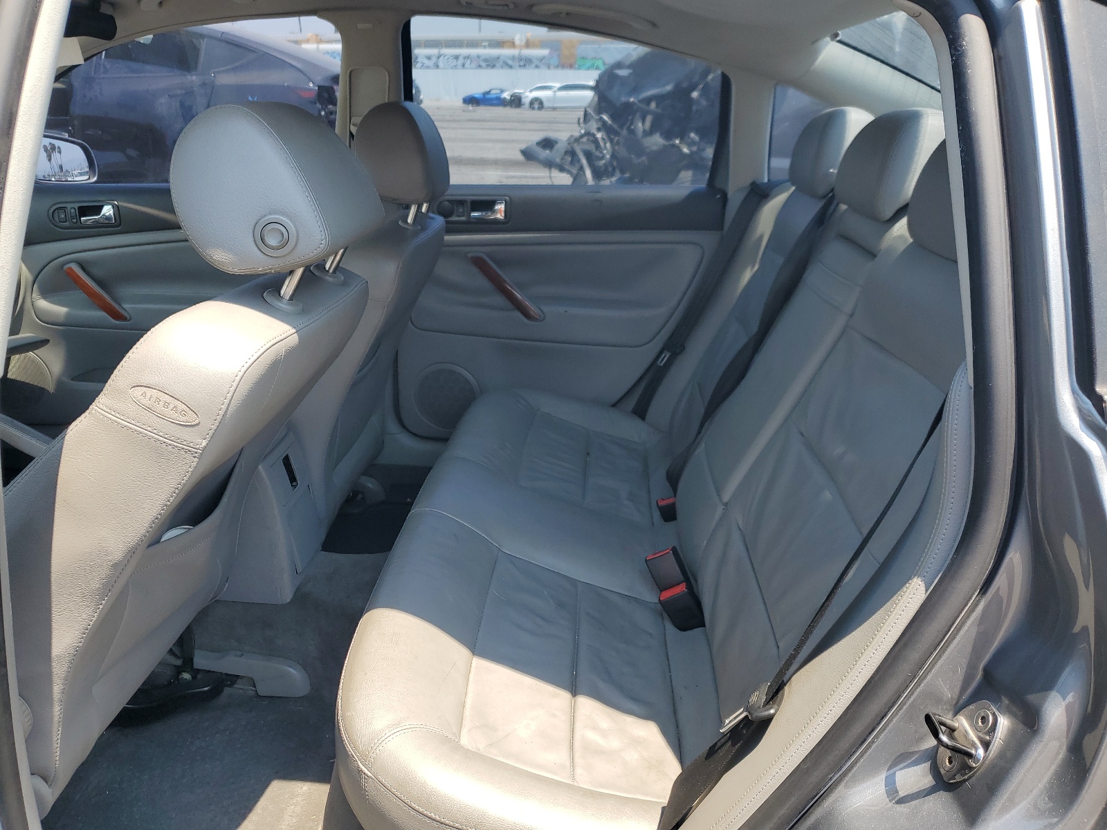 WVWRH63B84P044387 2004 Volkswagen Passat Glx